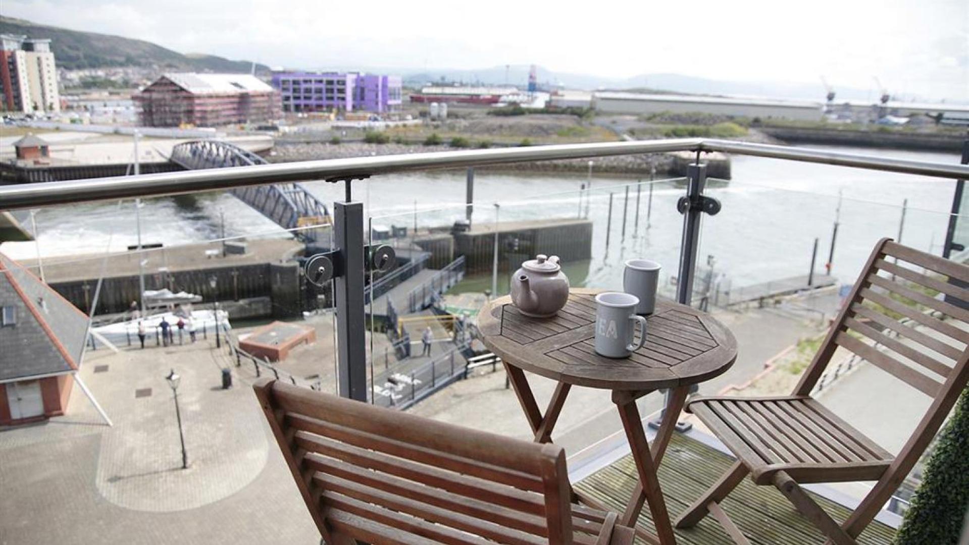 Marina Villas, Trawler Road, Marina Swansea Exterior foto